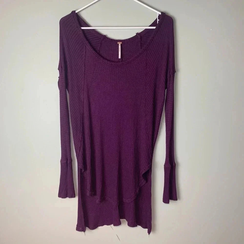 Free People Oversized high/ Low Waffle Top Size SP